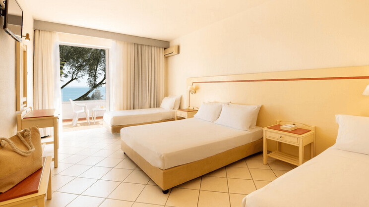 Quadruple Garden View 